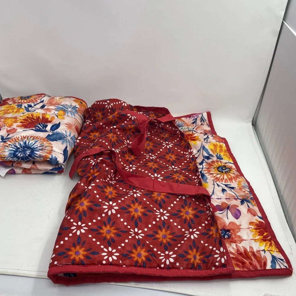 The Pioneer Woman Fluttering Fancies Standard‎ Pillow Sham Pair Coral Floral
